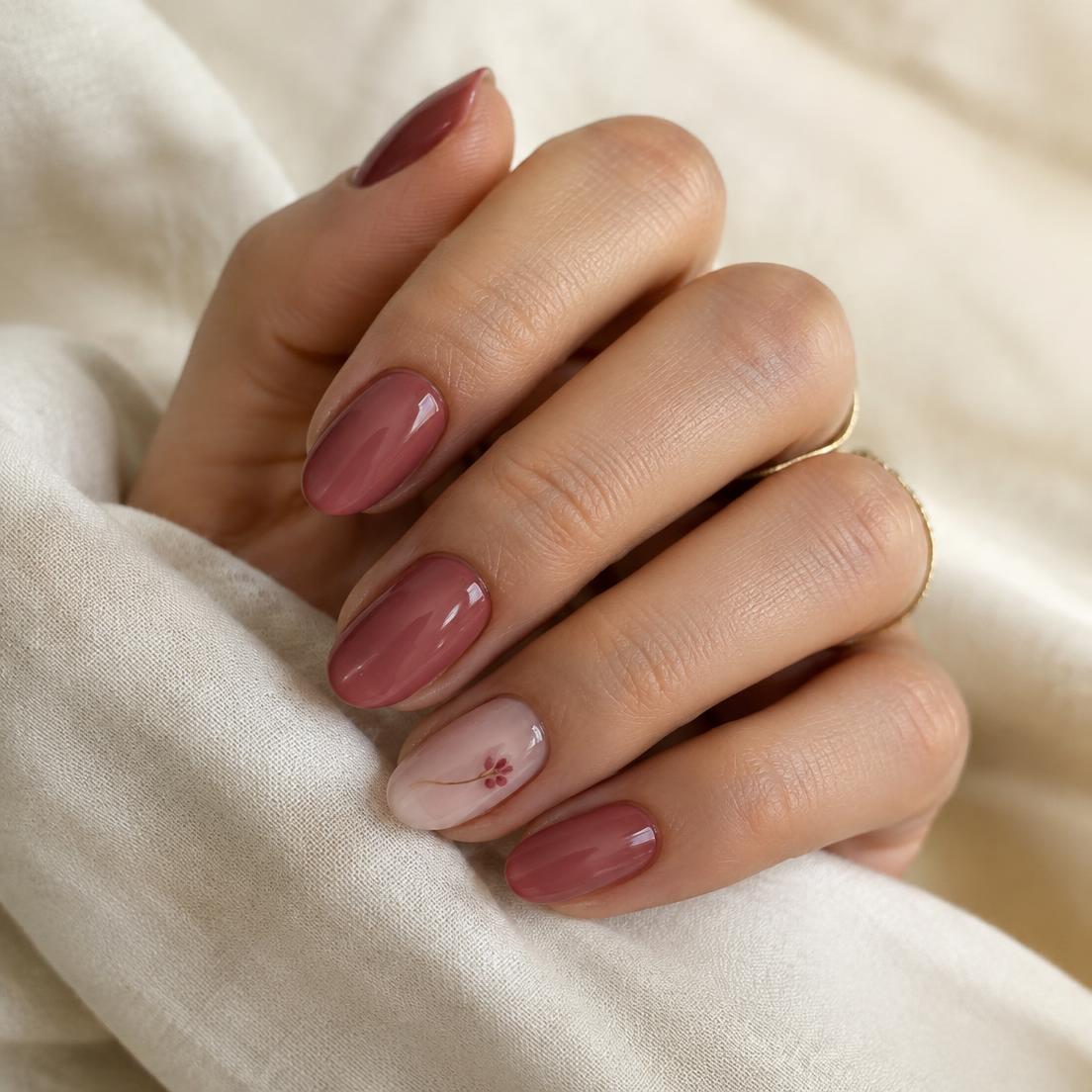 Illustratief beeld: Nails met subtiele nail art